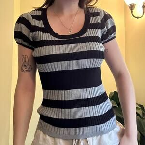 Y2k black and grey striped short puffy sleeve top